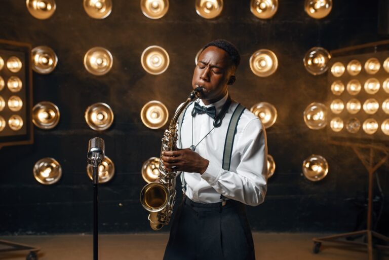Jazz-performer-playing-saxophone-image